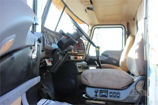 2007 MACK GRANITE CV713 DUMP TRUCK - Image 4