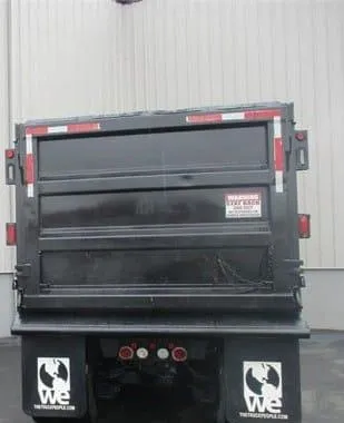 2016 MACK GRANITE GU713 DUMP TRUCK