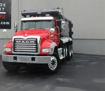 2016 MACK GRANITE GU713 DUMP TRUCK FOR SALE - Image 3