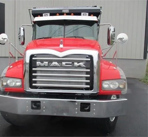 2016 MACK GRANITE GU713 DUMP TRUCK FOR SALE - Image 2