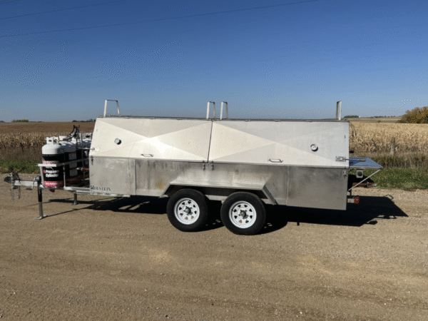 Model 1240CSS Towable Charcoal Grill – Stainless - Image 9