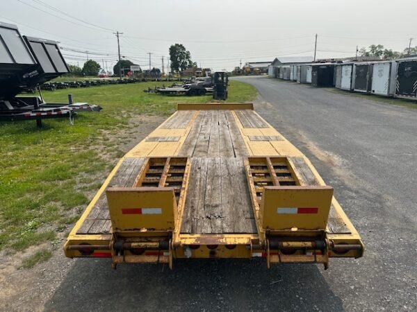 2002 Eager Beaver 8.5X24 Deckover Equipment Trailer – Air Brakes - Image 3