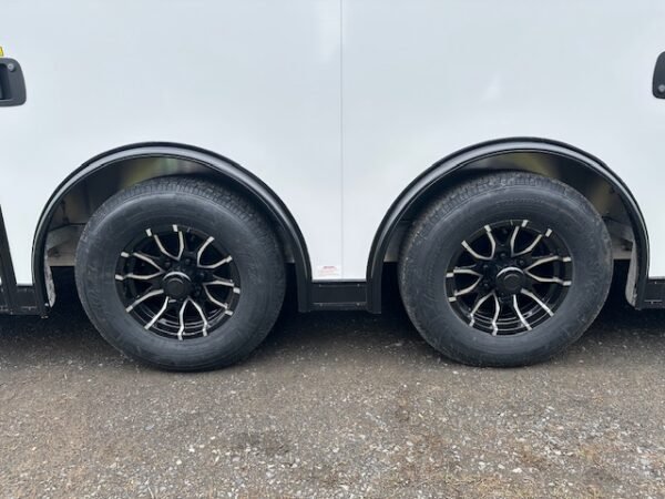 ATC 8.5 x 24 Aluminum Enclosed Car Trailer – Black Trim - Image 9