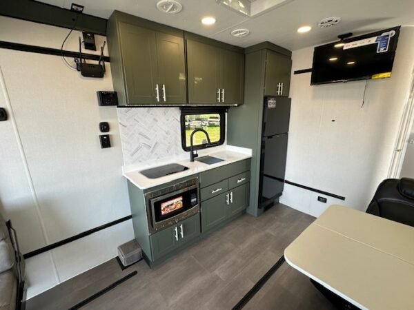 ATC 8.5 x 28 Aluminum Travel Trailer Toy Hauler – PLA 550 - Image 17