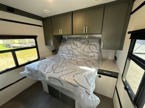 ATC 8.5 x 28 Aluminum Travel Trailer Toy Hauler – PLA 550 - Image 21