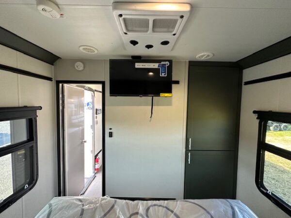 ATC 8.5 x 28 Aluminum Travel Trailer Toy Hauler – PLA 550 - Image 22