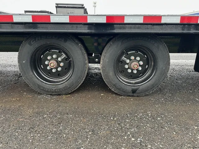 BWise 8 x 28 Deckover Equipment Trailer – Full Width Ramps - Image 6