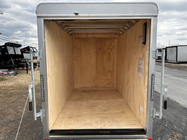 Car Mate V-Sport 5 x 8 Enclosed Cargo Trailer – 6″ Added Height - Image 6