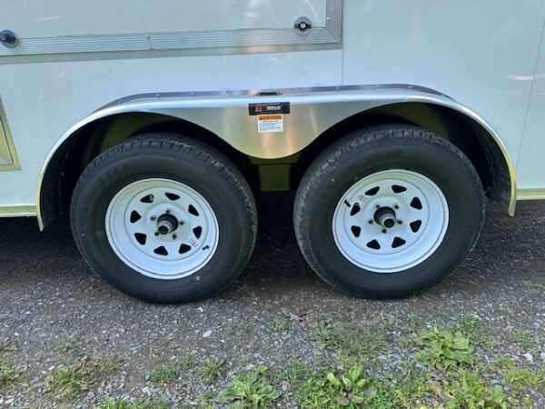 Carmate 7.5 x 16 Enclosed Cargo Trailer – UTV Door - Image 9