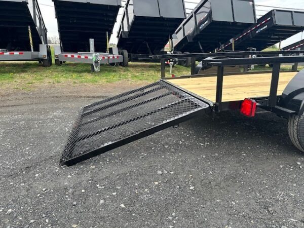 Carry-On 5.5 x 8 Landscape Utility Trailer – Mesh Toolbox - Image 6