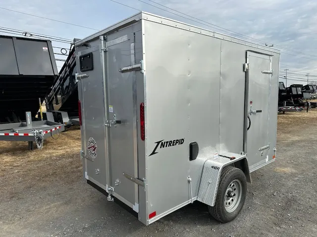 Homesteader 5 x 10 Enclosed V-Nose Cargo Trailer – Barn Doors - Image 4