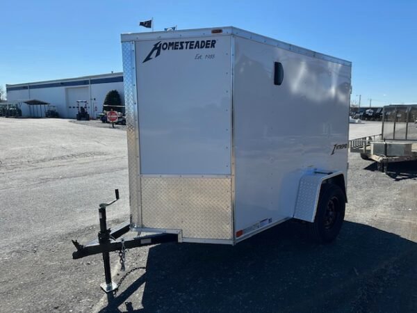Homesteader 5 x 8 Enclosed V-Nose Cargo Trailer – Barn Doors - Image 4