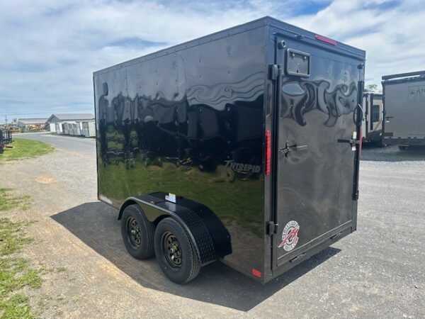 Homesteader 6 x 12 V-Nose Enclosed Cargo Trailer – Black Trim - Image 7