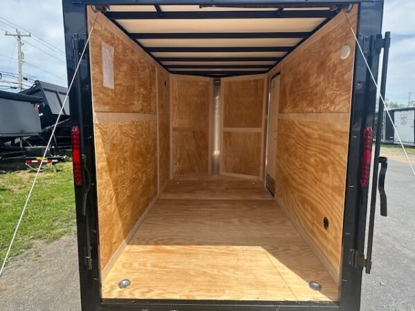Homesteader 6 x 12 V-Nose Enclosed Cargo Trailer – Black Trim - Image 6