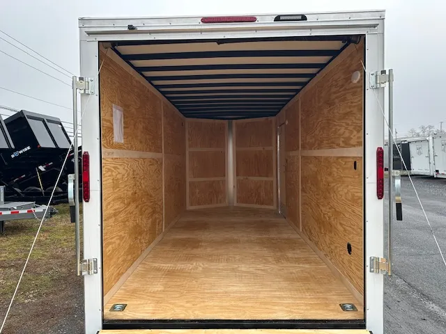 Homesteader 7 x 16 V-Nose Enclosed Trailer – HD Package - Image 6