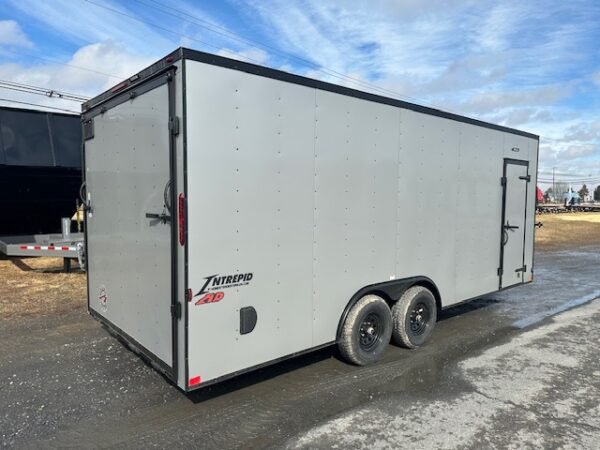 Homesteader 8.5 x 20 Enclosed V-Nose Car Trailer – Black Trim - Image 4