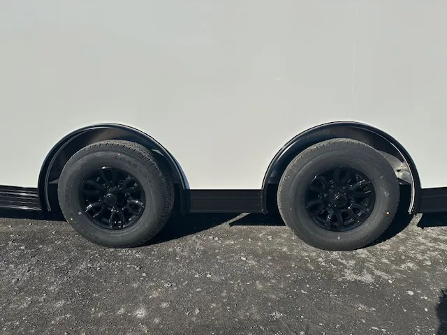 Nitro 8.5 x 24 Enclosed Aluminum Car Trailer- Black Trim - Image 8