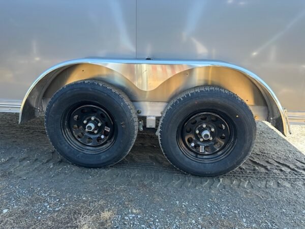 Cargo Pro 7 x 14 Aluminum Enclosed V-Nose Contractor Trailer - Image 9