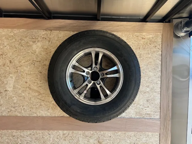 American Hauler 7 x 14 Enclosed V-Nose Cargo Trailer - Image 9