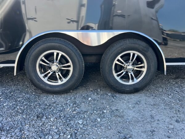 American Hauler 7 x 16 Enclosed V-Nose Cargo Trailer - Image 8