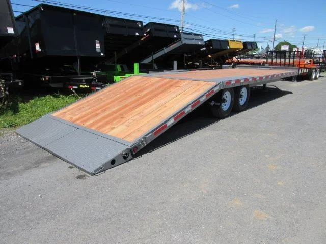 BWise 8 x 28 Deckover Equipment Trailer – Beavertail - Image 9