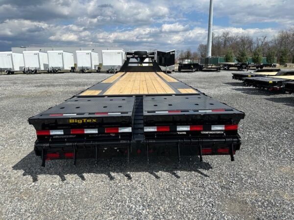 Big Tex 8.5 x 30 Gooseneck Equipment Trailer – Mega Ramps - Image 3
