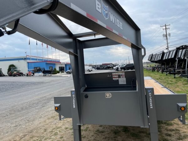 BWise 8 x 30 Gooseneck Deckover Equipment Trailer – Hydraulic Tail - Image 6