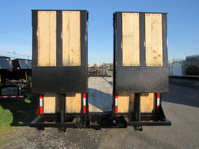 CAM Superline 8 x 29 Heavy Equipment Trailer – Air Powered Ramps - Image 3