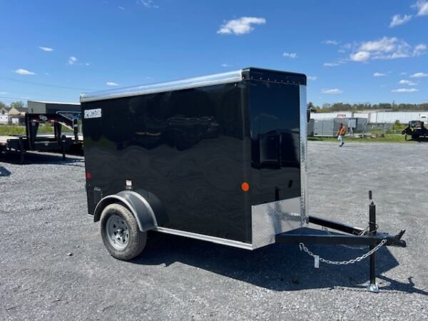 Car Mate V-Sport 5 x 8 Enclosed Cargo Trailer - Image 4