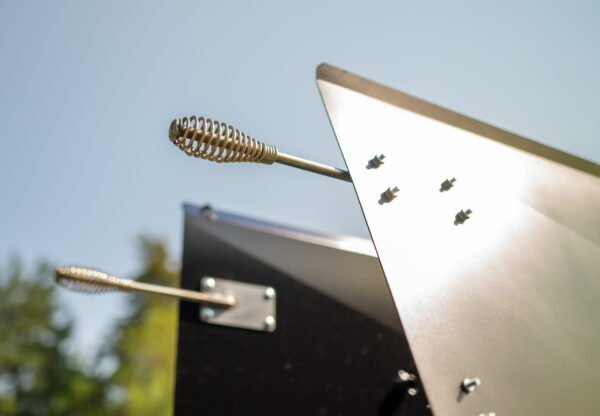 Model 7240CSS Towable Charcoal Grill – Stainless - Image 9