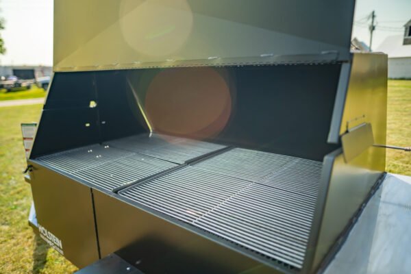 Model 7240CSS Towable Charcoal Grill – Stainless - Image 15