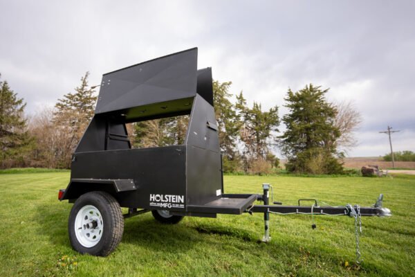 Model 7240C Towable Charcoal Grill - Image 2