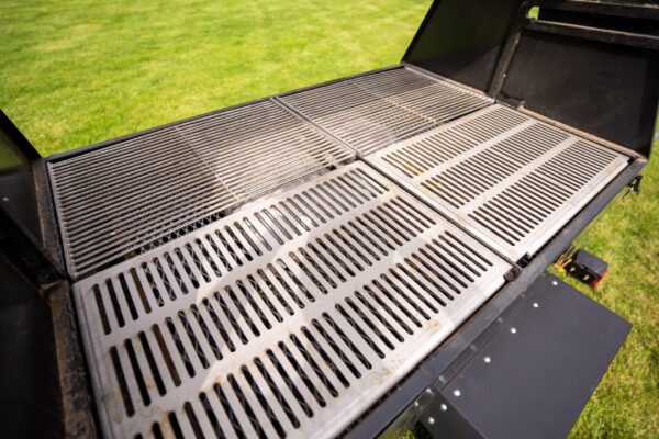 Model 7260G Towable Gas Grill - Image 3