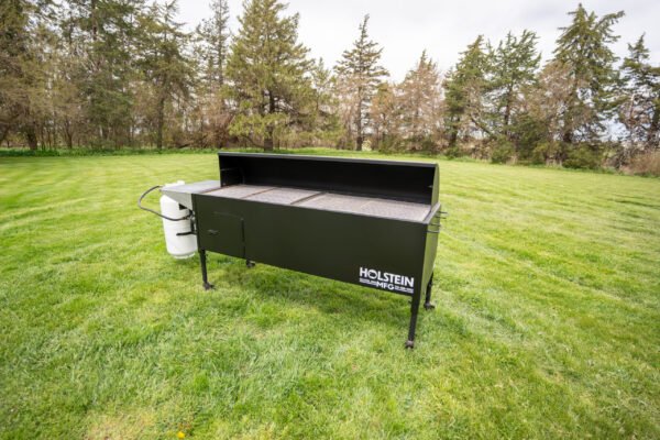 Model 2460G Professional Gas Grill - Image 2