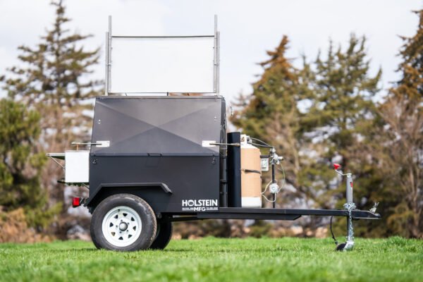 Model 4830G Towable Gas Grill - Image 2