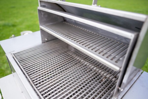 Roll Top Backyard Grill RTGSS2430 - Image 7