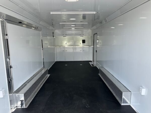 Legend Trailmaster 8.5 x 24 Aluminum Enclosed Car Trailer – Race Series - Image 12